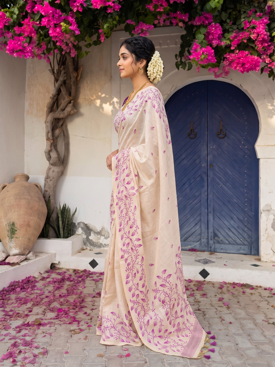 Magenta Premium Soft Matka Cotton with Jamdani Concept Saree